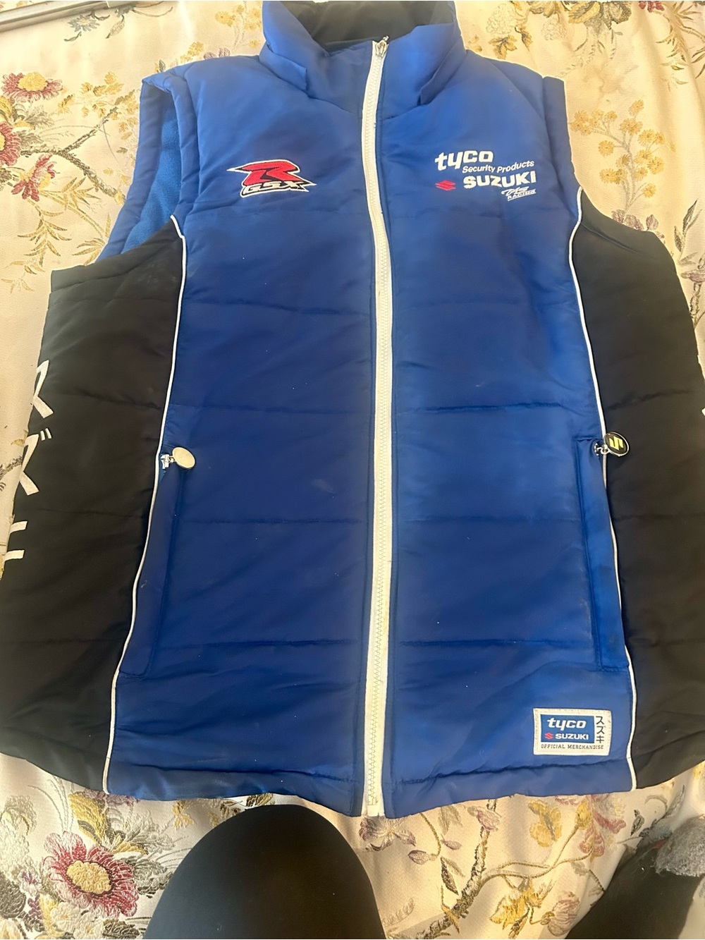 Tyco Suzuki Blue & Black Puffer Vest men’s xxl